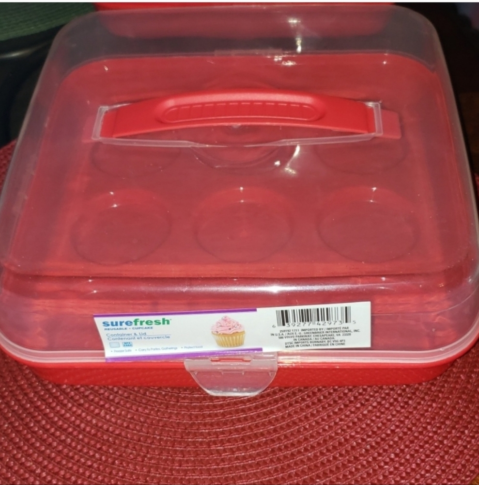 New Surefresh Red Cupcake Travel Handle Carrier Keeper Holder 9 Ct